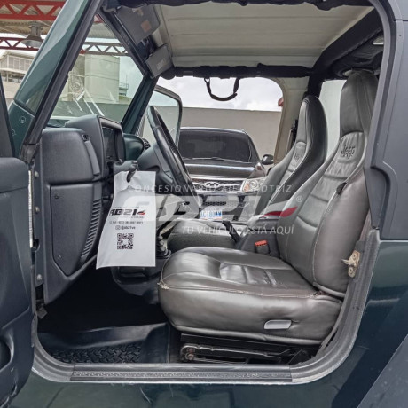 jeep-wrangler-2000-big-2