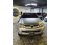 toyota-hilux-kavak-2011-small-2