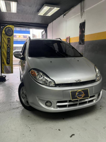 chery-arauca-2014-big-0