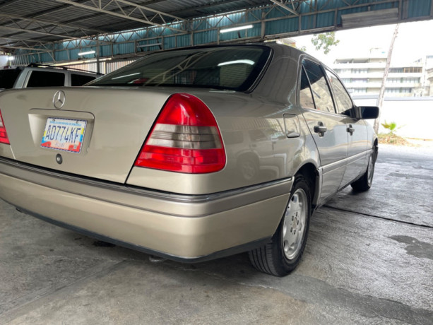 mercedes-benz-c230-1993-big-2