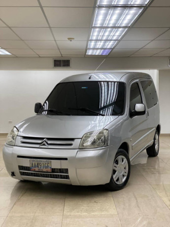 citroen-berlingo-2012-big-0