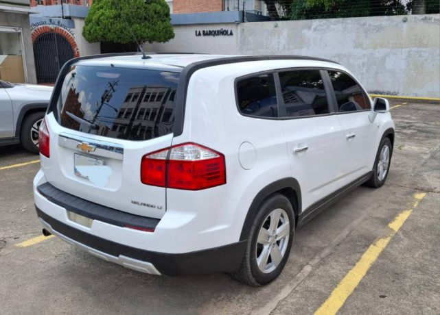 chevrolet-orlando-2012-big-1