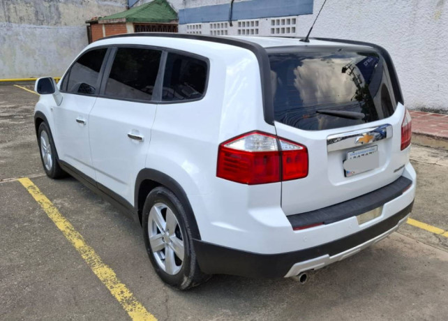 chevrolet-orlando-2012-big-3