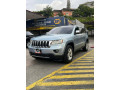 jeep-grand-cherokee-2012-small-0