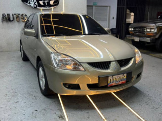 mitsubishi-lanser-2011