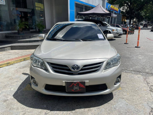toyota-corolla-2012-big-3