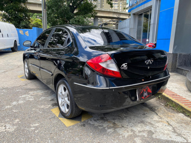 chery-orinoco-2012-big-2