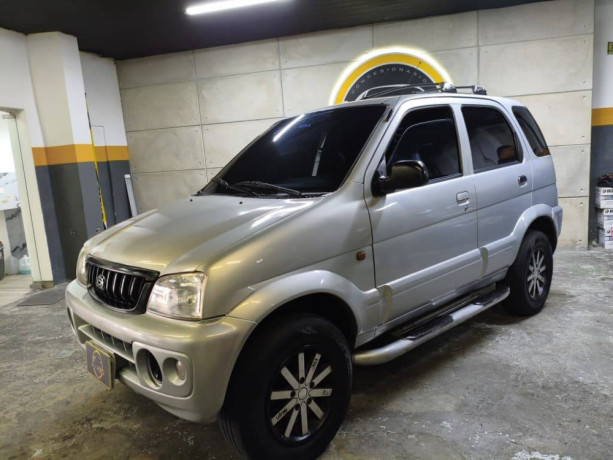 toyota-terios-2006-big-1