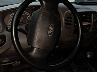 ford-f-150-2005