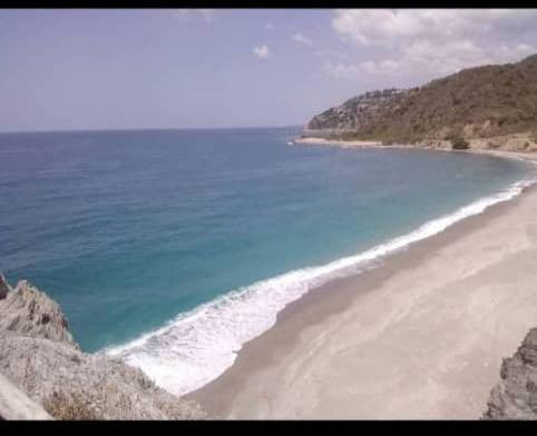 vendo-apartamento-en-la-guaira-big-5