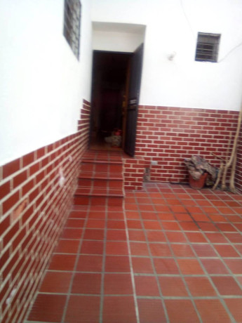 me-venden-en-las-urbanizacion-las-rosas-guatire-big-1
