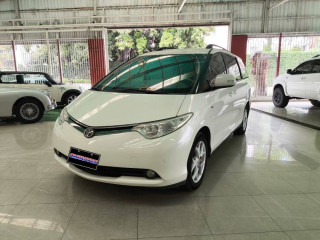 toyota-previa-2009