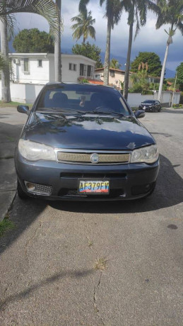 fiat-siena-2006-big-2