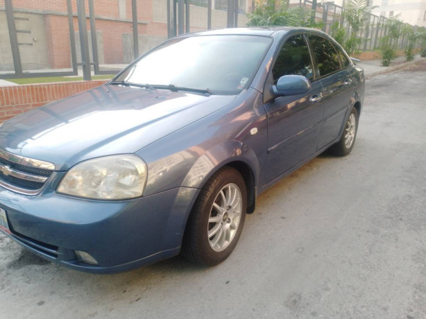 chevrolet-optra-2007-big-2
