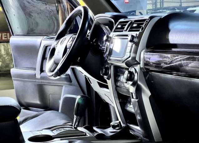 toyota-4runner-2021-big-0