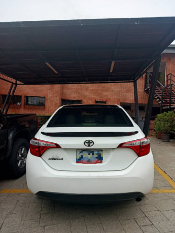 toyota-corolla-2015-big-2