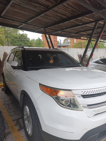 ford-explorer-2013-big-3