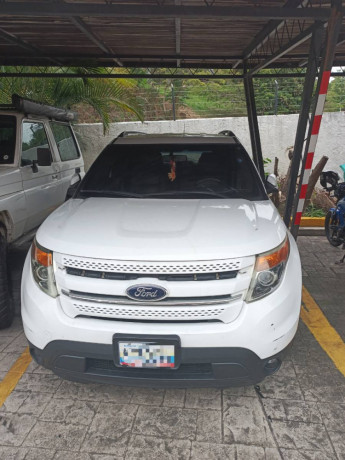 ford-explorer-2013-big-2