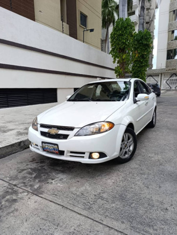 chevrolet-2011-big-0