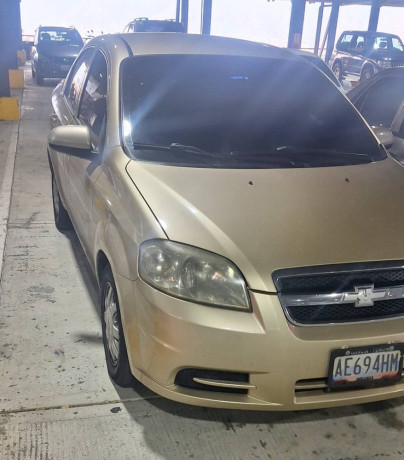 chevrolet-aveo-2012-big-1
