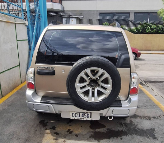 chevrolet-grand-vitara-2008-big-2