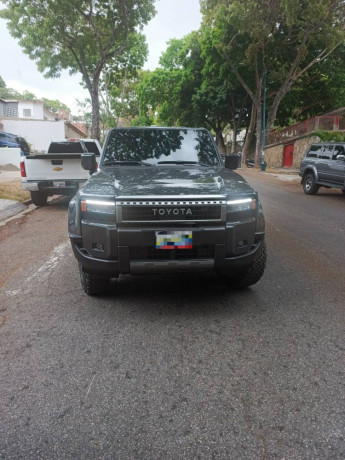 toyota-prado-2025-big-1
