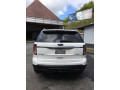 ford-explorer-2012-small-5