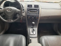 toyota-corolla-2011-small-2