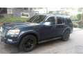 ford-explorer-2010-small-2